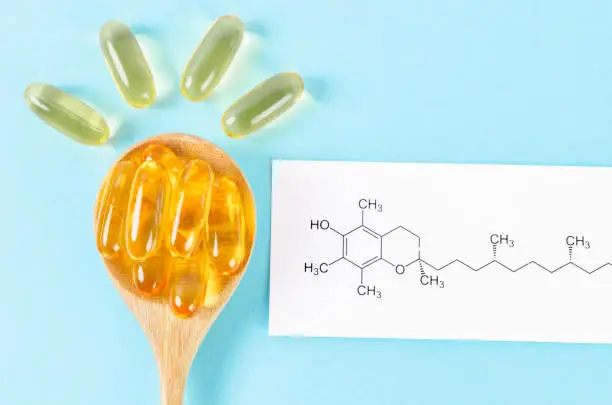 리포좀 비타민C VS 비타민C 차이점을 아시나요? 요즘 몸에 계속 피곤하고 늘어지니 가장 먼저 비타민이 생각나더라고요. 비타민C 섭취는 필수가 되어버렸어요~ 이왕 먹을 거 잘 알고 먹어야 겠지요? 하루 권장량과 어떤 효능과 부작용이 있는지 같이 확인해보자고요!