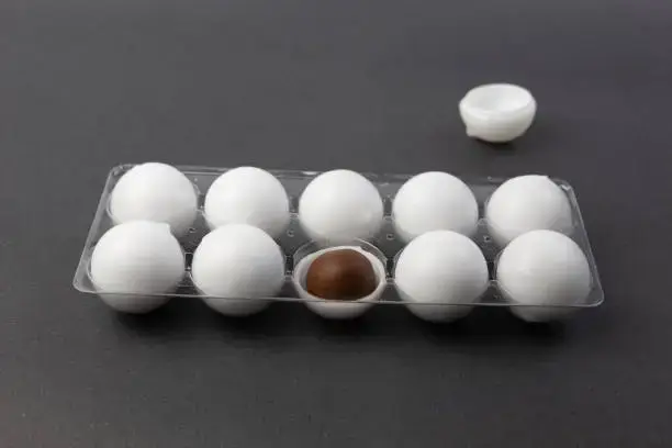 우황청심환 효능과 연령별 복용법, 부작용까지 알아봤어요. 오늘은 우리가 긴장을 했을 때 완화시켜주는 놀라운 한약, 우황청심환에 대해 함께 알아보도록 해요. 우황청심환은 중요한 시험, 면접, 혹은 다른 큰 행사들 앞에서 우리의 심신을 안정시키는 데 종종 사용되는 전통의학 약품이랍니다.